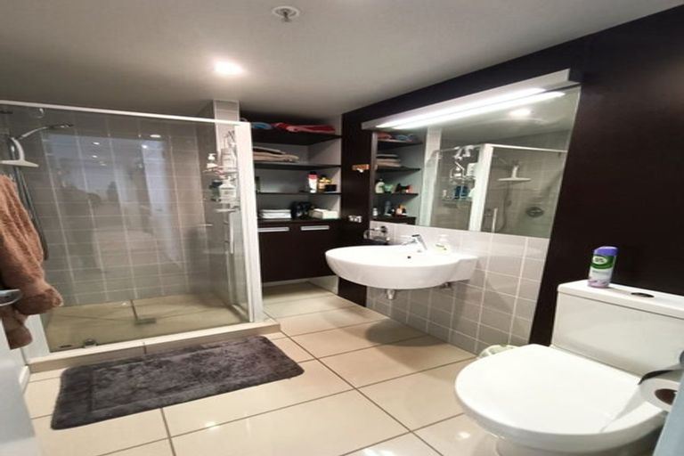 Photo of property in Republic2, 4n/10 Lorne Street, Te Aro, Wellington, 6011