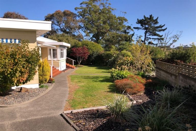 Photo of property in 17 Tulloch Street, Saint Johns Hill, Whanganui, 4500