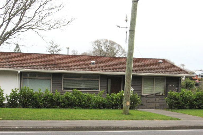 Photo of property in 2/355 River Road, Claudelands, Hamilton, 3214