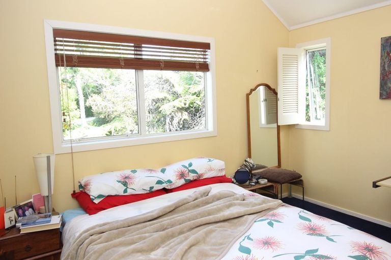 Photo of property in 1/86 Oaktree Avenue, Browns Bay, Auckland, 0630