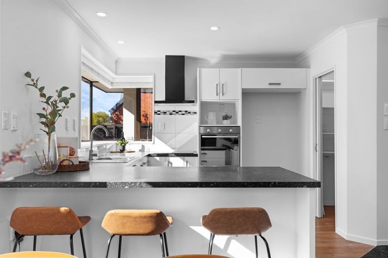 Photo of property in 29 Anglesea Avenue, Parklands, Christchurch, 8083