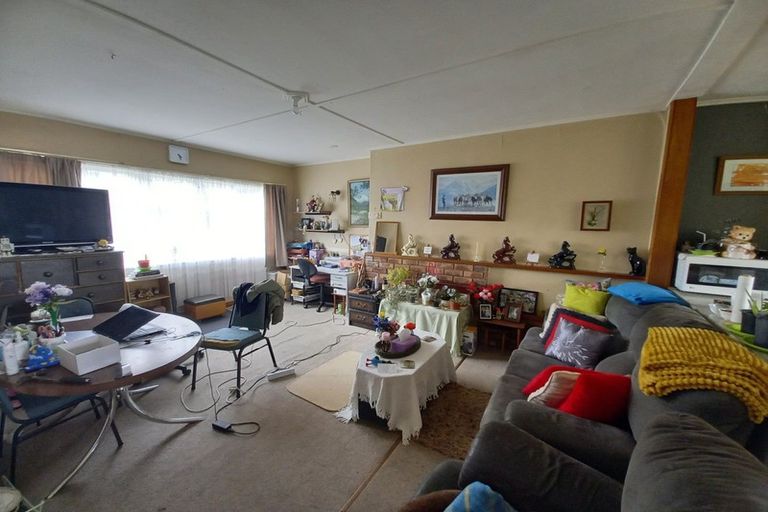 Photo of property in 9 Bridge Street, Tuatapere, 9620