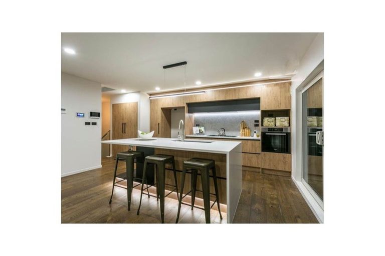 Photo of property in 185b Browns Bay Road, Browns Bay, Auckland, 0630