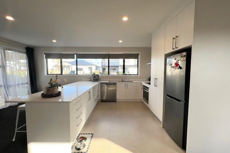 Photo of property in 7 Weri Road, Karaka, Papakura, 2113