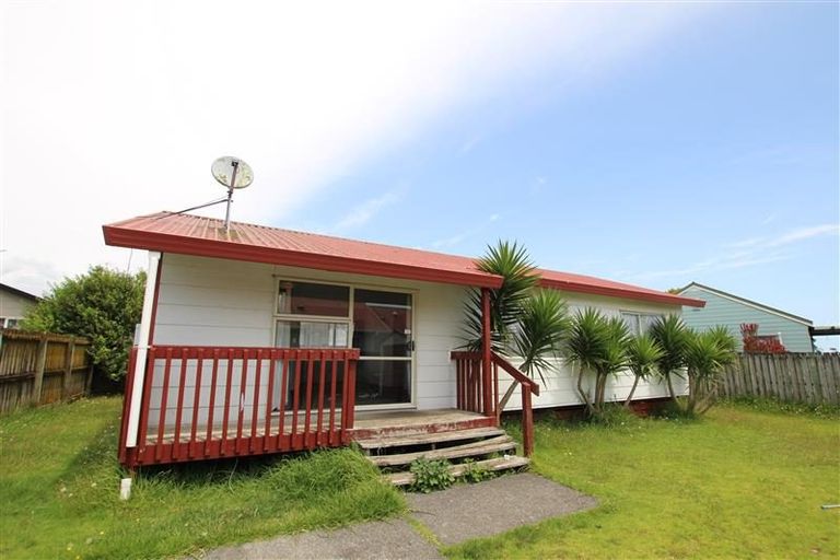 Photo of property in 3/38 Barneys Farm Road, Clendon Park, Auckland, 2103