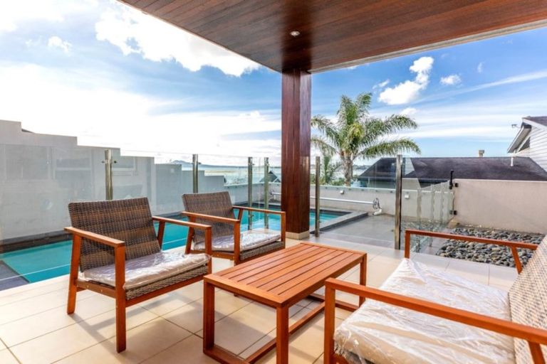 Photo of property in 72 Compass Way, Half Moon Bay, Auckland, 2012