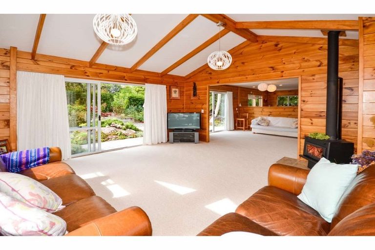 Photo of property in 9 Edkins Road, Kerikeri, 0230