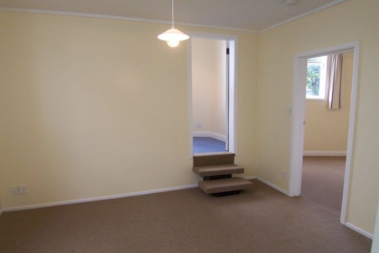 Photo of property in 140 Tasman Street, Mount Cook, Wellington, 6021