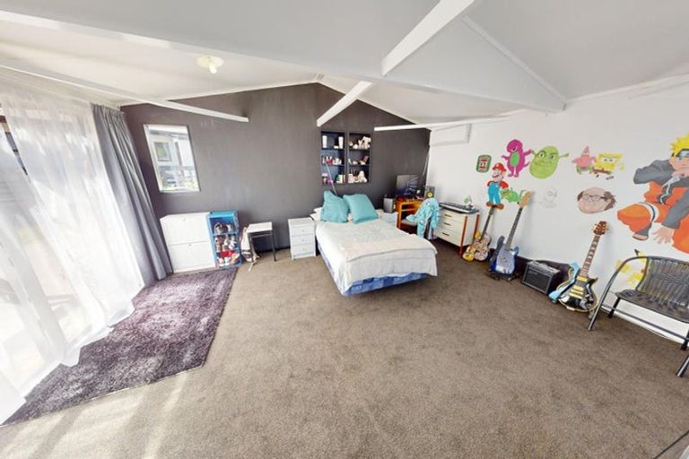 Photo of property in 3 Pryde Place, Feilding, 4702