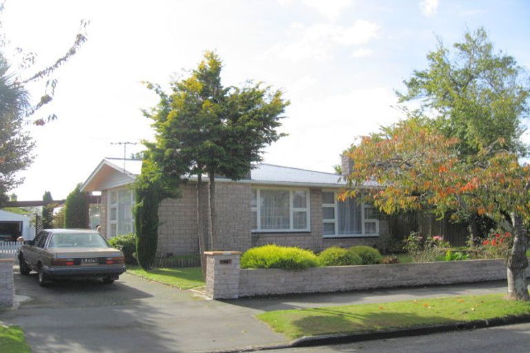 Photo of property in 22 Carruthers Street, Ilam, Christchurch, 8041