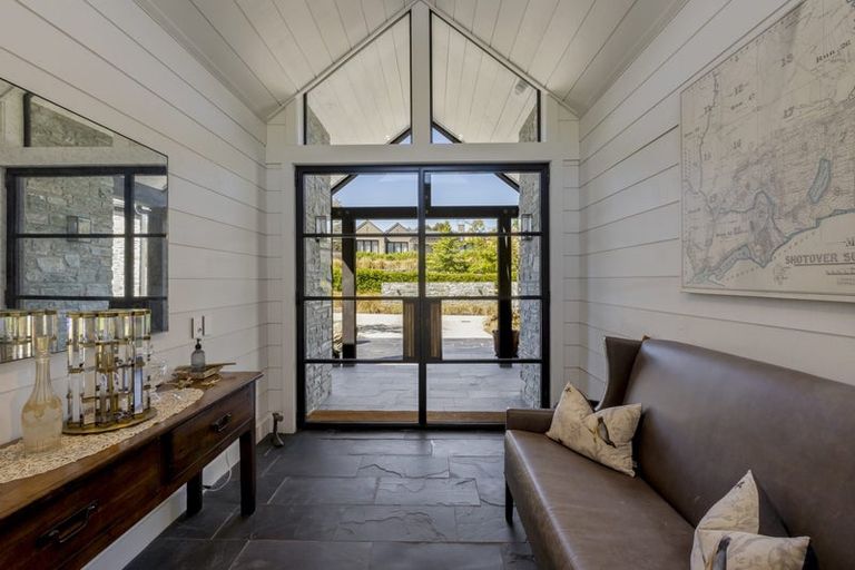 Photo of property in 11 Dalgleish Lane, Arrowtown, Queenstown, 9371