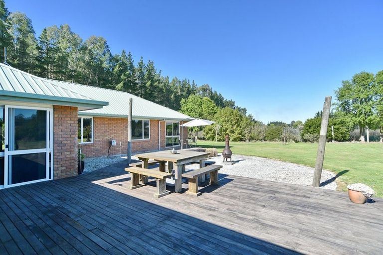 Photo of property in 606 Pesters Road, West Eyreton, Rangiora, 7475