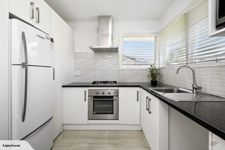 Photo of property in 3/51 Cardiff Road, Pakuranga, Auckland, 2010