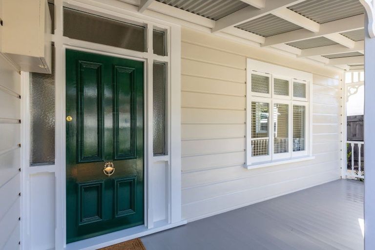 Photo of property in 95b Waikawa Road, Picton, 7220