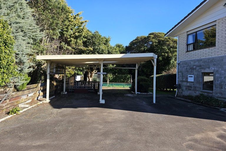 Photo of property in 10b Hickford Place, Okato, 4335