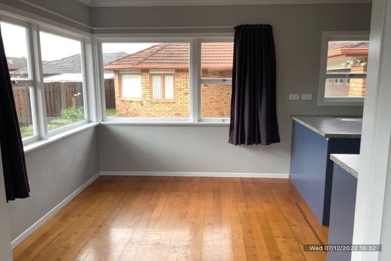 Photo of property in 5 Paterson Avenue, Pukekohe, 2120