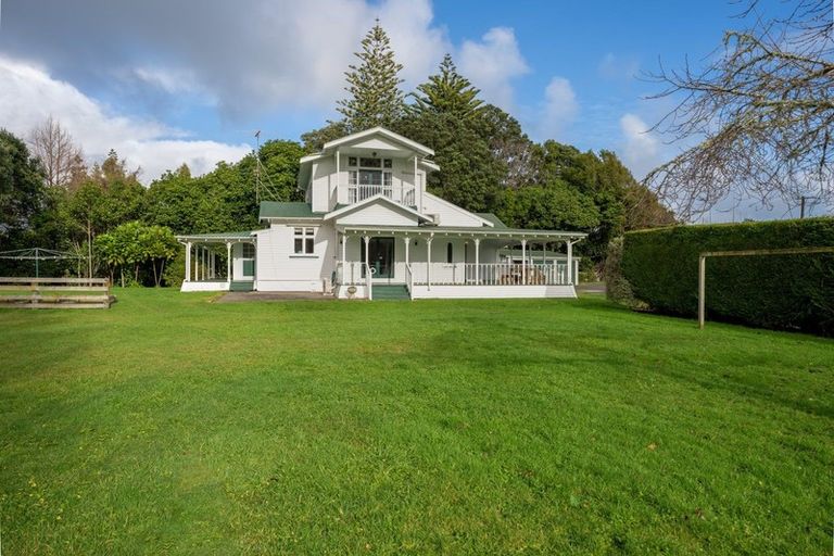 Photo of property in 12 County Road, Otaki, 5512