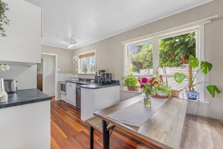 Photo of property in 186 Tamamutu Street, Taupo, 3330