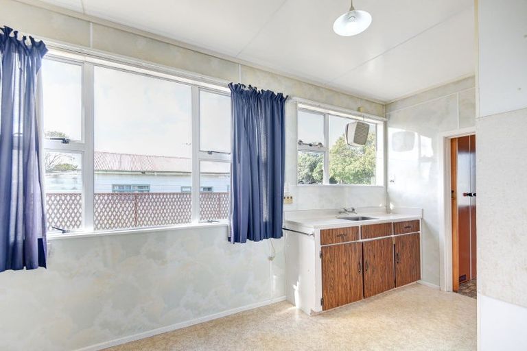 Photo of property in 12 Falkland Street, Whanganui East, Whanganui, 4500