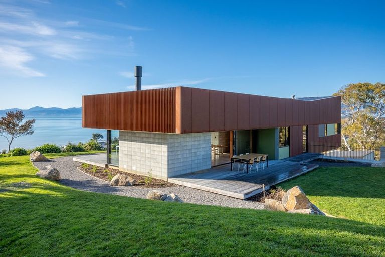 Photo of property in 38 Pomona Road, Ruby Bay, Upper Moutere, 7173