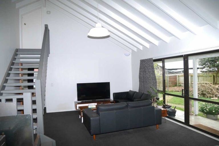 Photo of property in 9 Kew Grove, Raumati Beach, Paraparaumu, 5032