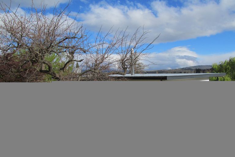 Photo of property in 15 Hazlett Street, Clyde, 9330