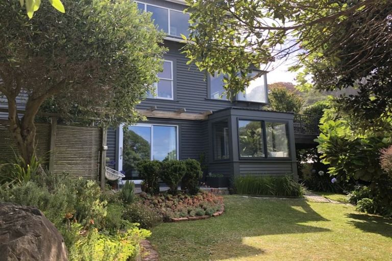 Photo of property in 46 Rodrigo Road, Kilbirnie, Wellington, 6022