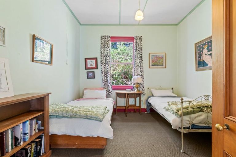 Photo of property in 1 Nicholas Street, Portobello, Dunedin, 9014