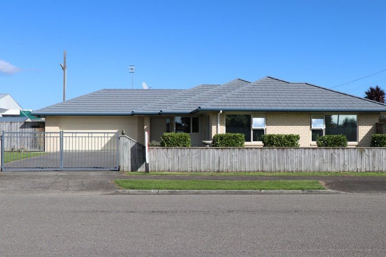 Photo of property in 7 Ward Street, Levin, 5510