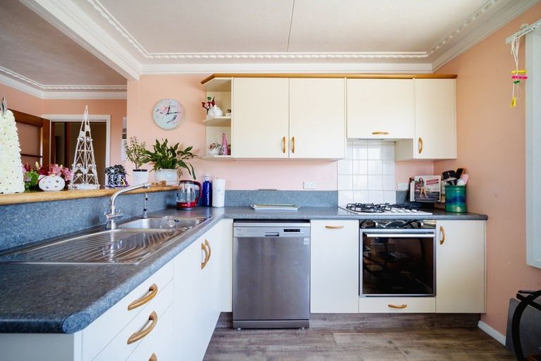 Photo of property in 9 Glen Road, Mornington, Dunedin, 9011