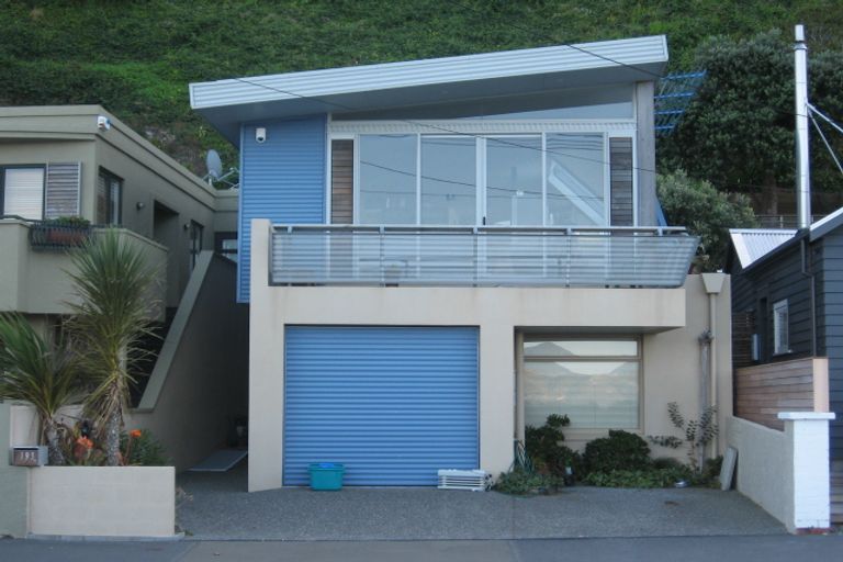 Photo of property in 193 Marine Parade, Seatoun, Wellington, 6022