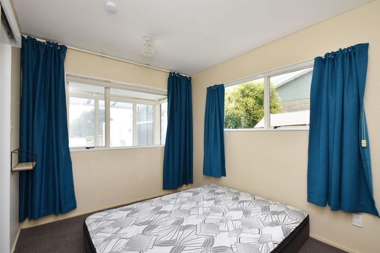 Photo of property in 50 Onslow Street, Bluff, 9814