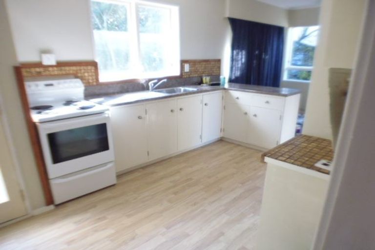 Photo of property in 1 Protea Street, Maungaraki, Lower Hutt, 5010