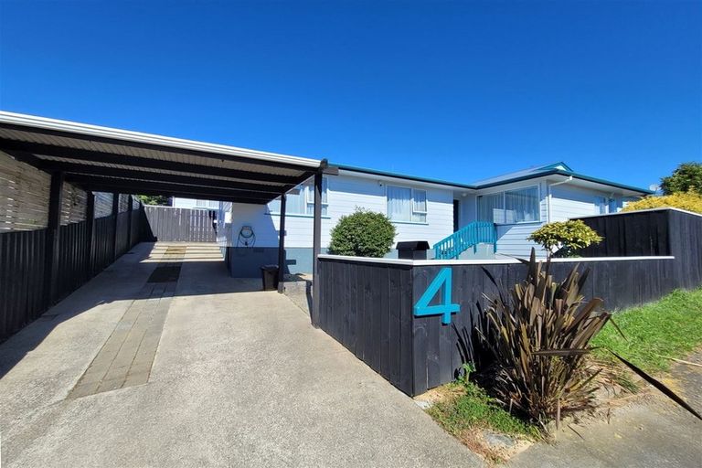 Photo of property in 4 Mossburn Grove, Kelson, Lower Hutt, 5010