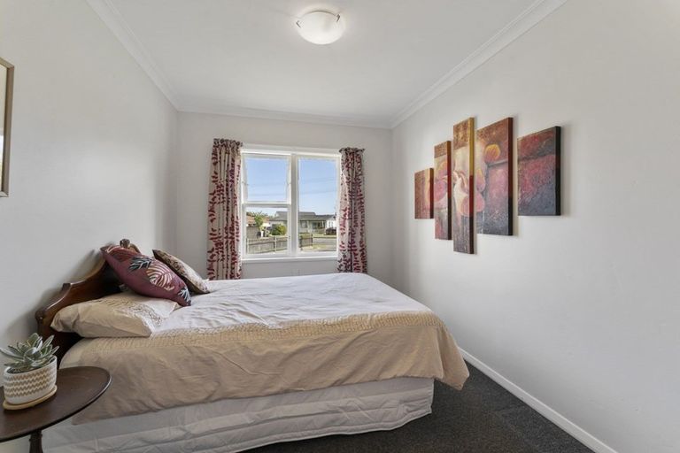 Photo of property in 28 Freemans Road, Otaki, 5512