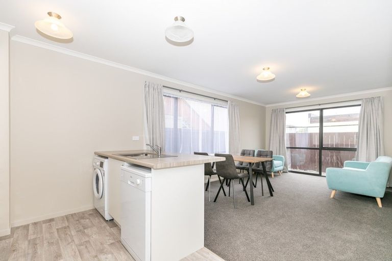 Photo of property in 2/188 Ulster Street, Whitiora, Hamilton, 3200