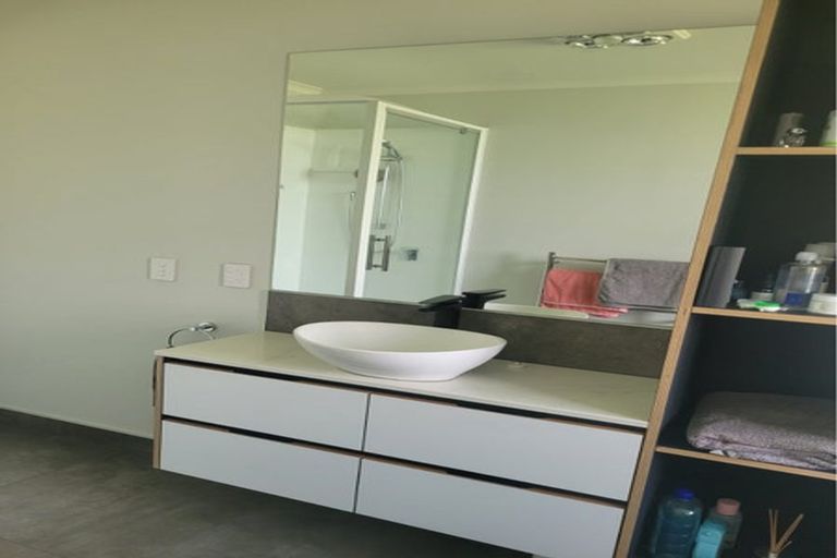 Photo of property in 96a Sherwill Street West, Feilding, 4702