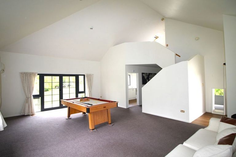 Photo of property in 56 Weston Road, Waiareka Junction, Oamaru, 9401