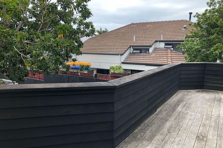 Photo of property in 54a Hattaway Avenue, Bucklands Beach, Auckland, 2012