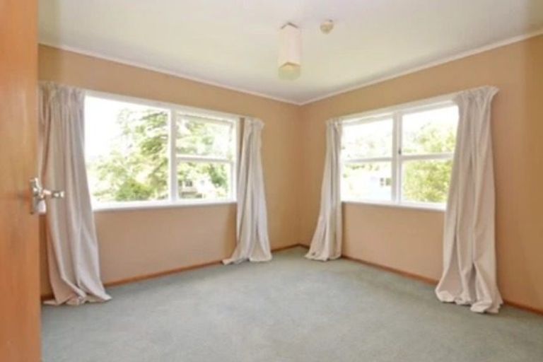 Photo of property in 9 Mariana Place, Glen Eden, Auckland, 0602