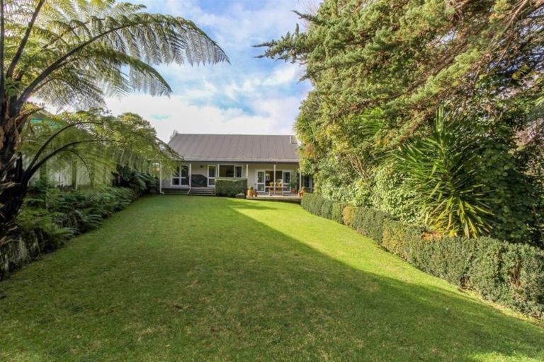 Photo of property in 52a Poplar Grove, Whalers Gate, New Plymouth, 4310