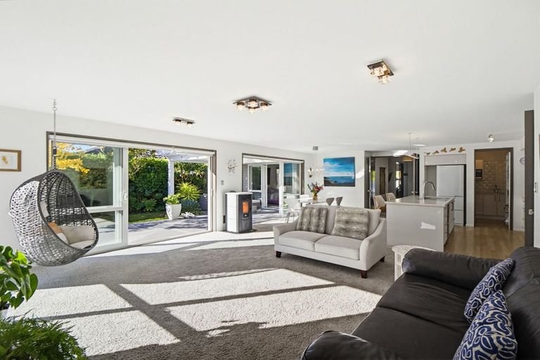 Photo of property in 9 Noble Close, Rangiora, 7400