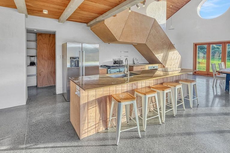 Photo of property in 1335 Ahuroa Road, Makarau, Warkworth, 0981