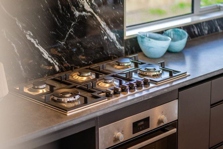 Photo of property in 1 Ritetai Street, Clarks Beach, 2122