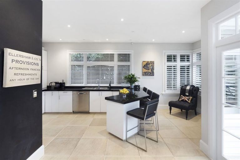 Photo of property in 36 Leinster Road, Merivale, Christchurch, 8014