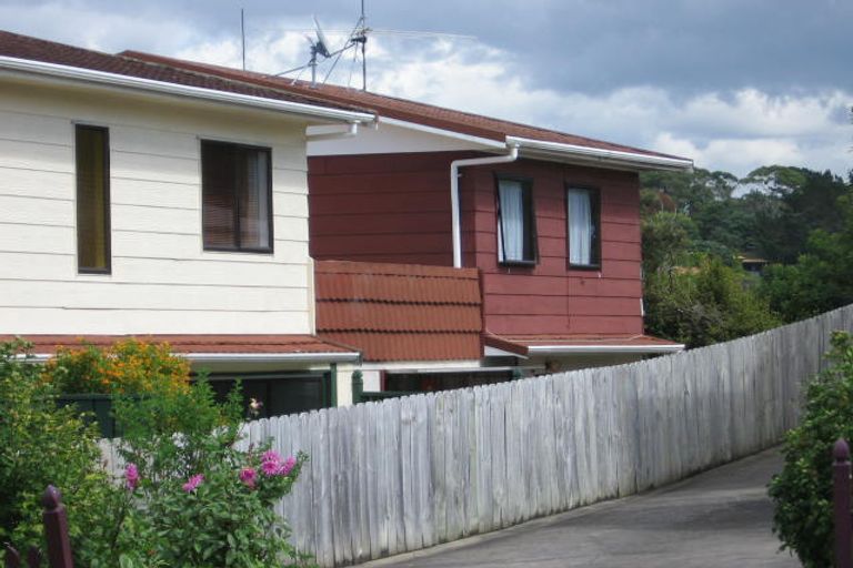 Photo of property in 2/14 Ceramco Place, Torbay, Auckland, 0630
