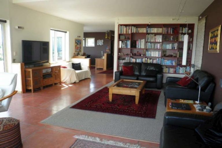 Photo of property in 18 Walters Bluff, Atawhai, Nelson, 7010