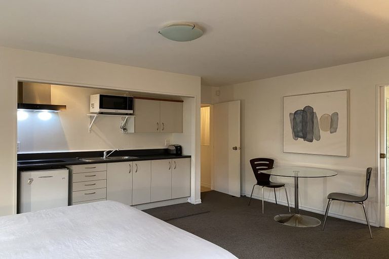 Photo of property in 221 Papamoa Beach Road, Papamoa Beach, Papamoa, 3118