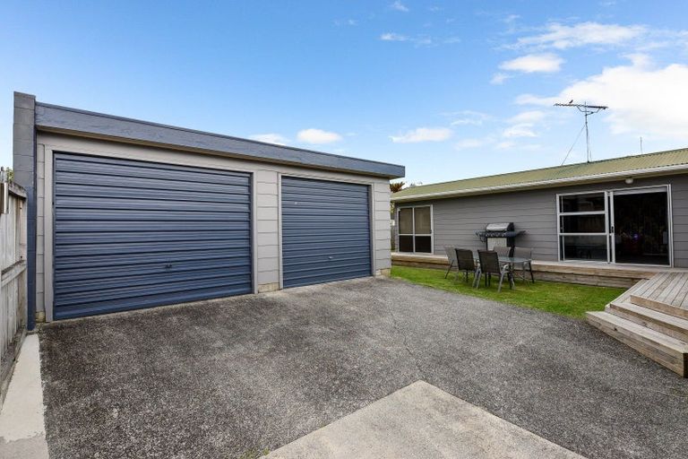 Photo of property in 12 Lansdowne Crescent, Glenview, Hamilton, 3206