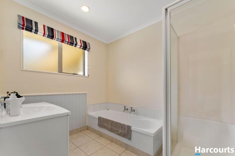 Photo of property in 12 Lionel Place, Mapua, 7005
